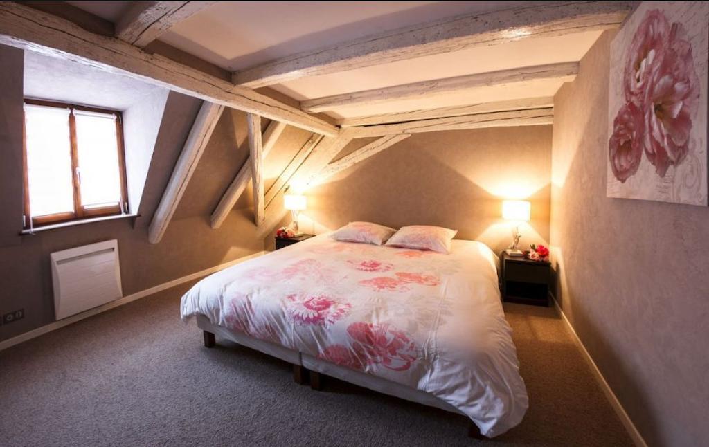 Maison De La Fraternite Ribeauville  Bilik gambar